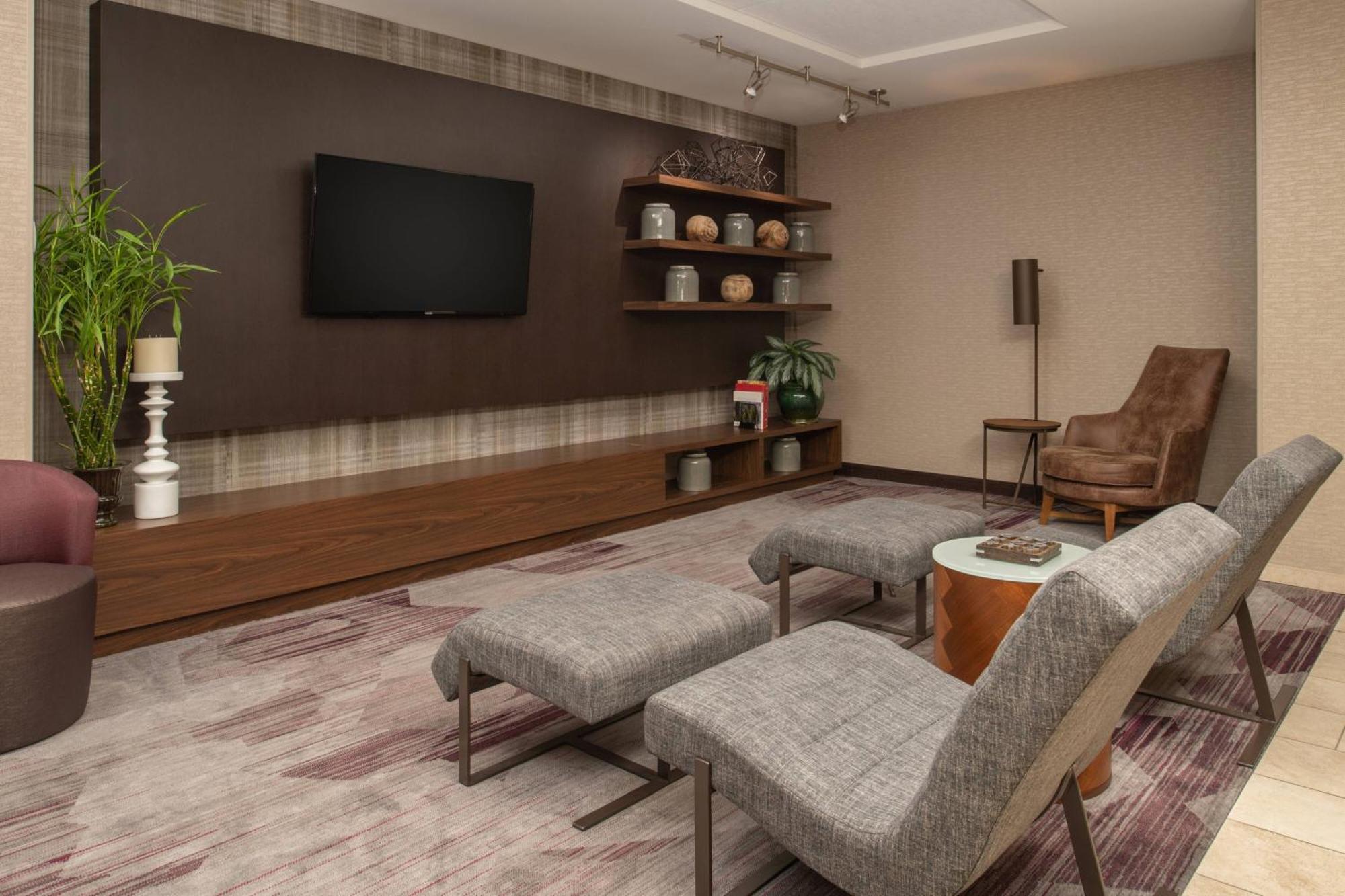Courtyard By Marriott Portland Airport Hotell Exteriör bild