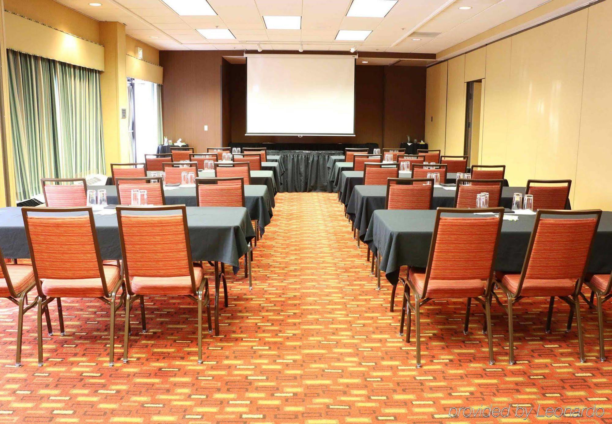 Courtyard By Marriott Portland Airport Hotell Exteriör bild