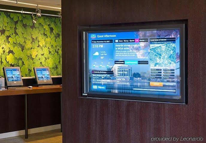 Courtyard By Marriott Portland Airport Hotell Exteriör bild